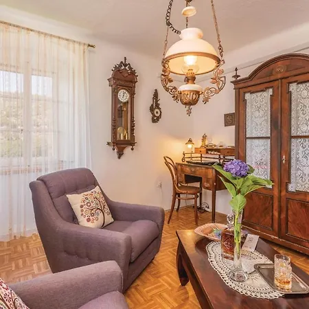 Cozy In With Wifi Holiday home