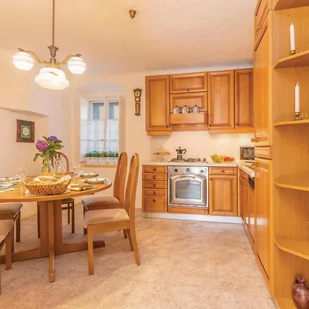 Holiday home Cozy In With Wifi *