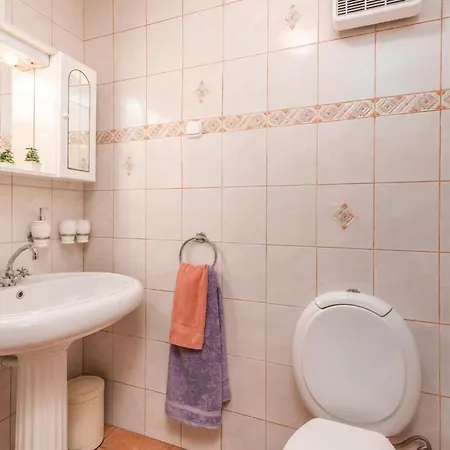 Tatil Evi Cozy In With Wifi Predoscica