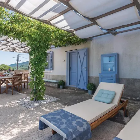 Holiday home Cozy In With Wifi *